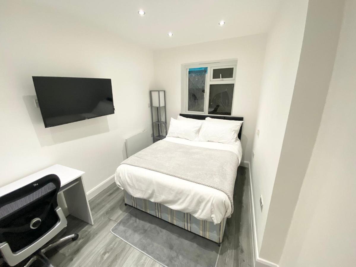 London Studio Chingford Exterior foto